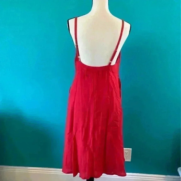 ⭐️ Lulus button down red dress in size large - Picture 3 of 5